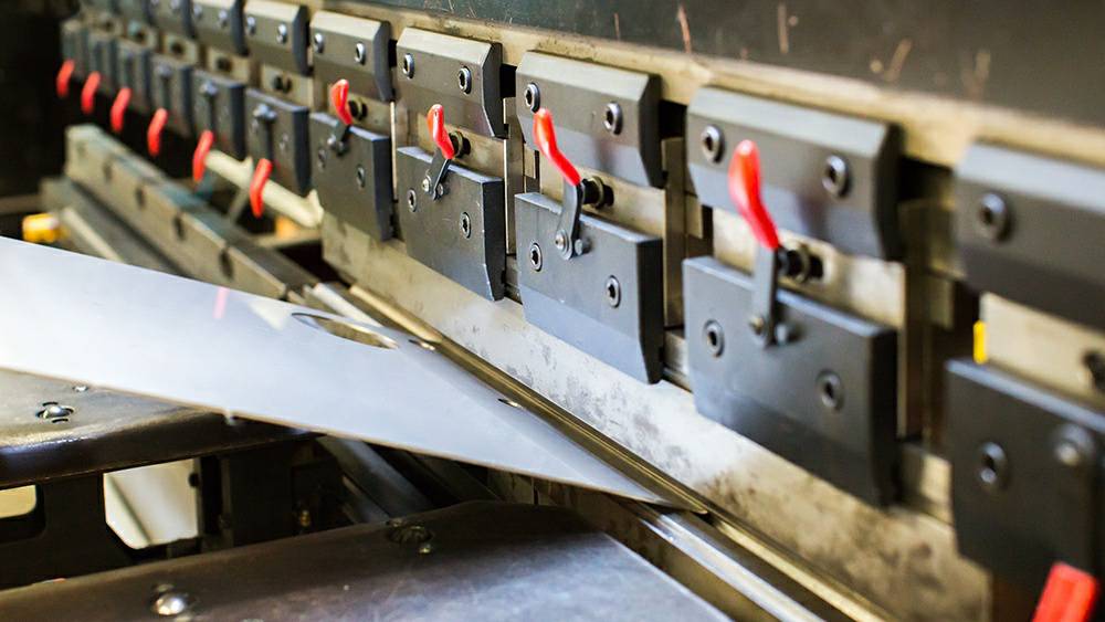 制作钣金加工项目都有哪些基础设备？-半岛手机站·网站登入官网-半岛(中国)